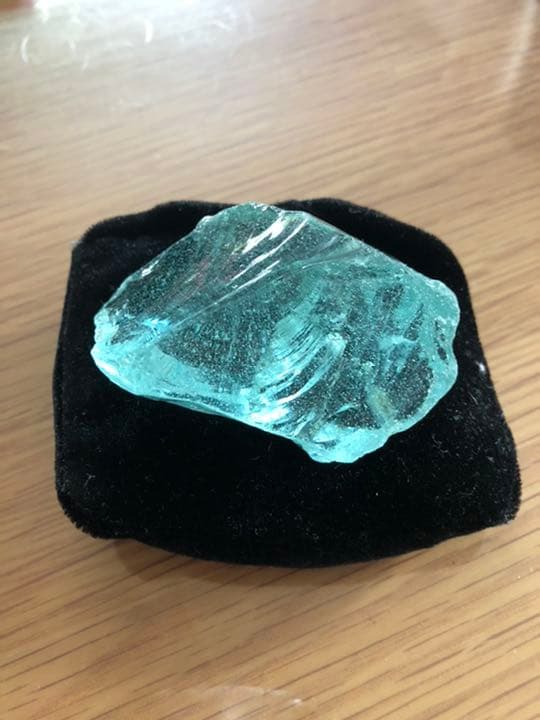 アネラクリスタル　原石