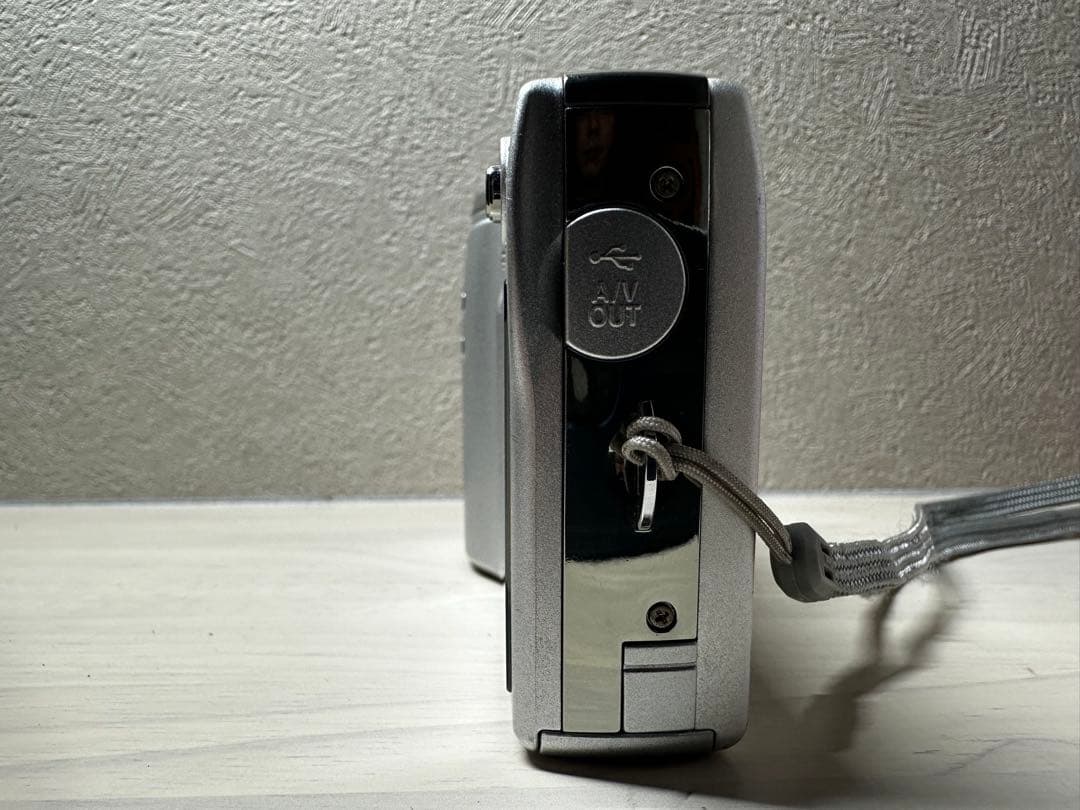 ☆プロフ必読☆ままま♡R・T 様Nikon COOLPIX S10 VR