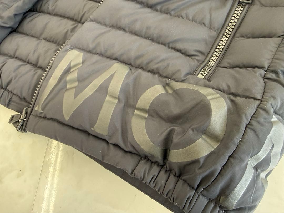 MONCLER DREUX GIUBBOTTO フーディロゴダウンジャケット