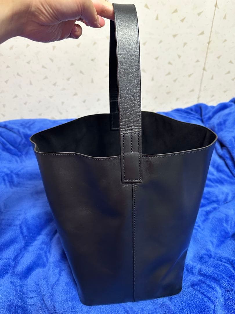 AURALEE AETA レザーショルダーバッグ