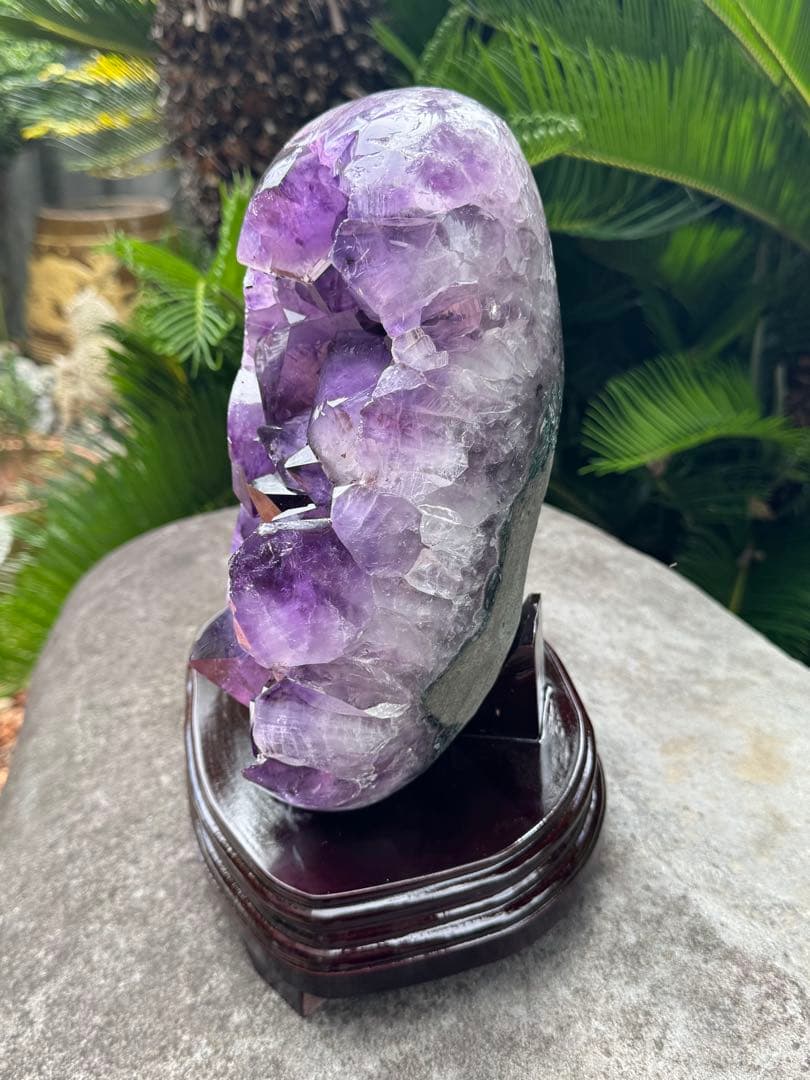 アメジスト置物 木製台座付き