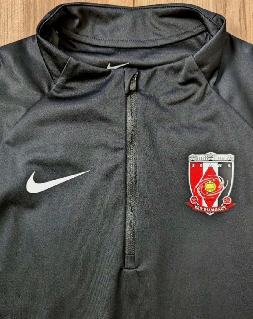 【非売品】浦和レッズトレーニングピステ: ブラック