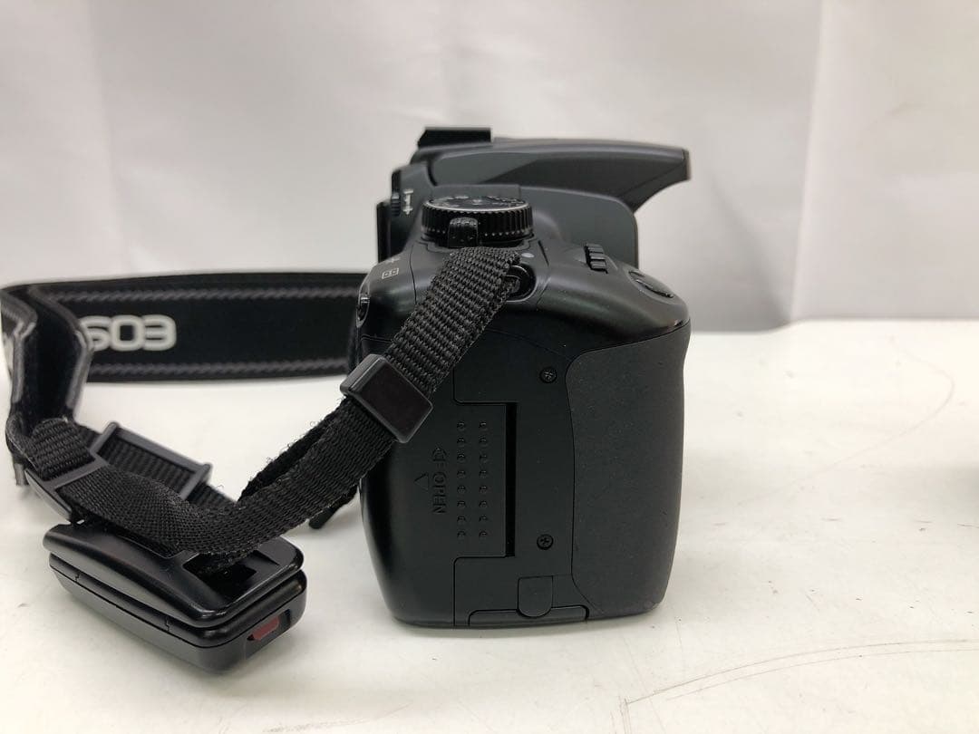 2ABM001 Canon EOS Kiss デジタル X ダブルズームキット