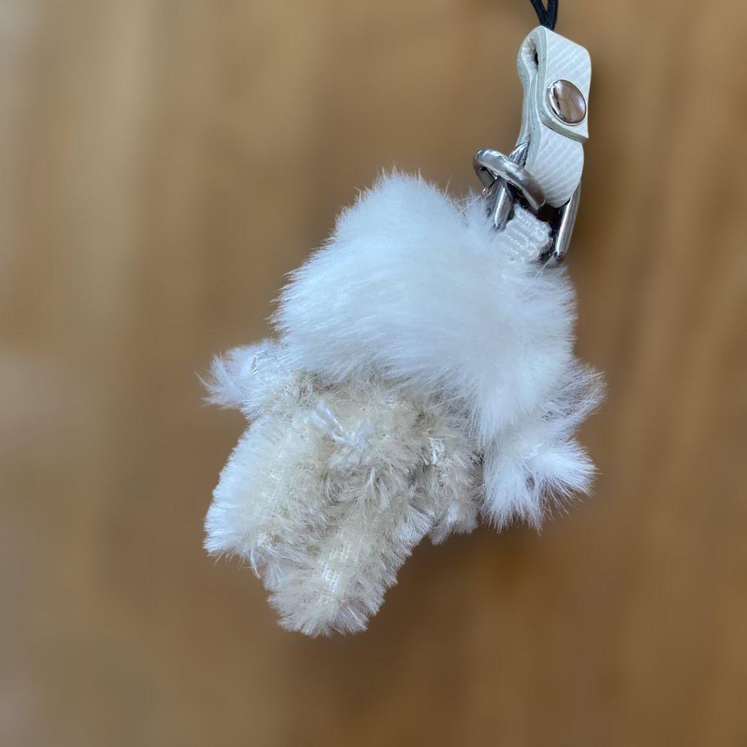 値下✩新品未使用✩PRADA ホワイトファーぬいぐるみキーホルダー