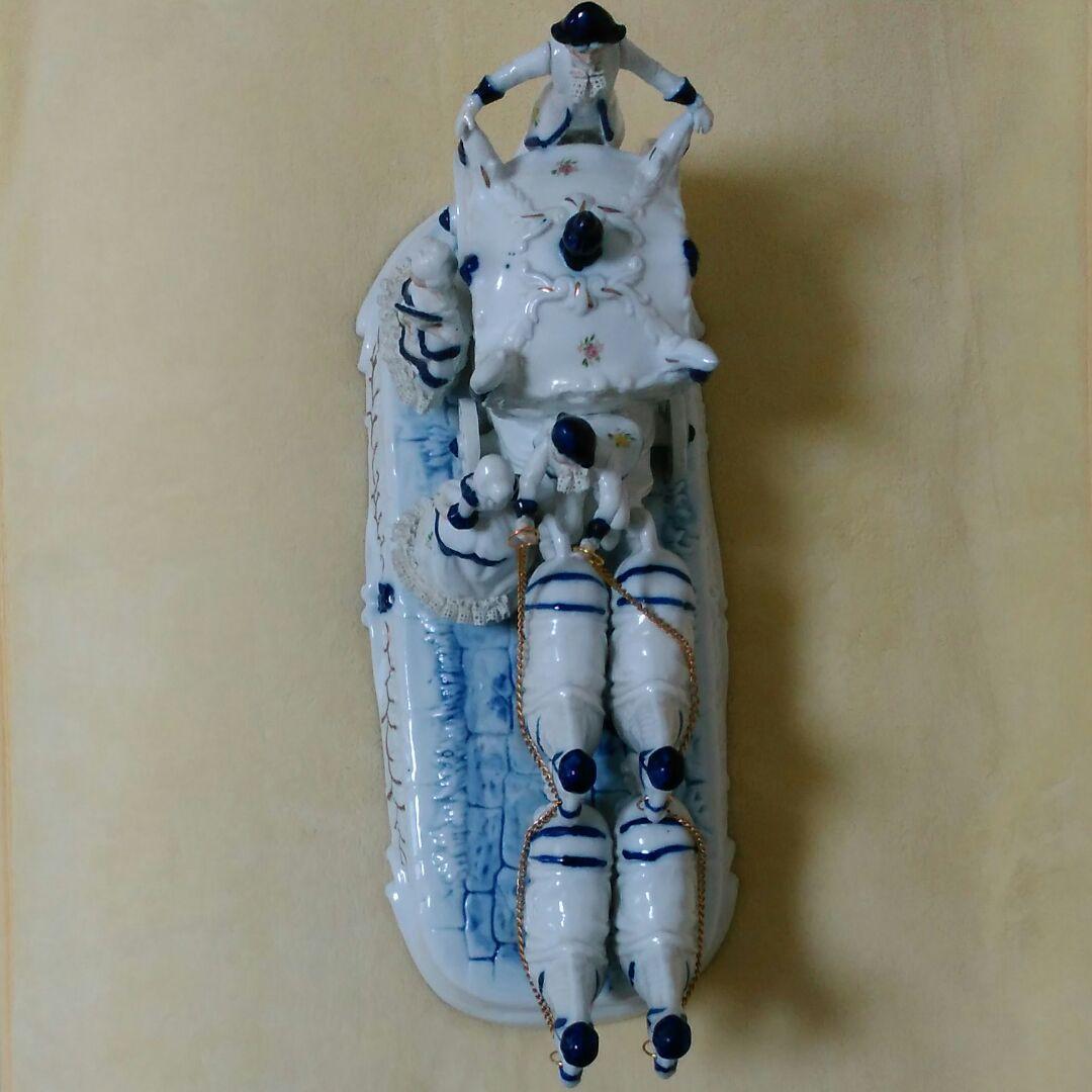 馬車　貴婦人　西洋　置物　オブジェ　飾り　昔のタクシー　昔のバイク　昔の乗り物