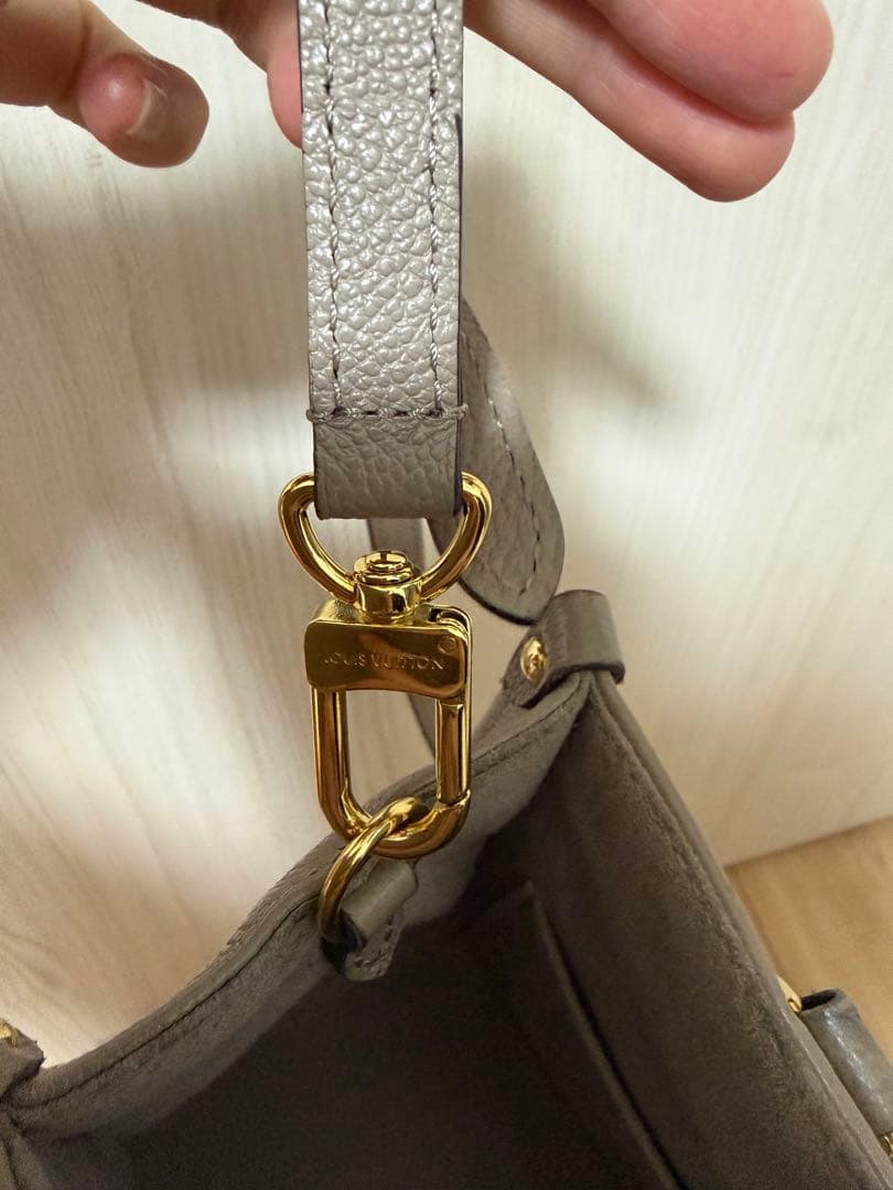 ルイヴィトン　オンザゴーPM