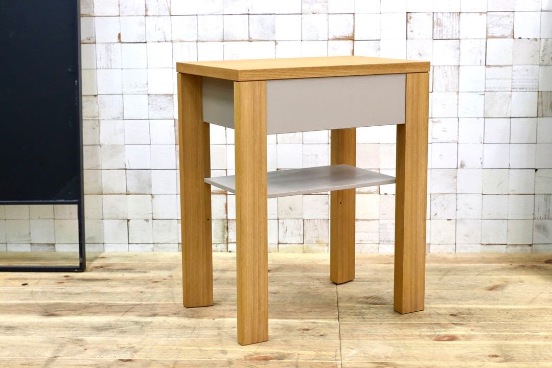 GMIO70A○Cassni ixc / カッシーナイクスシー サイドテーブル