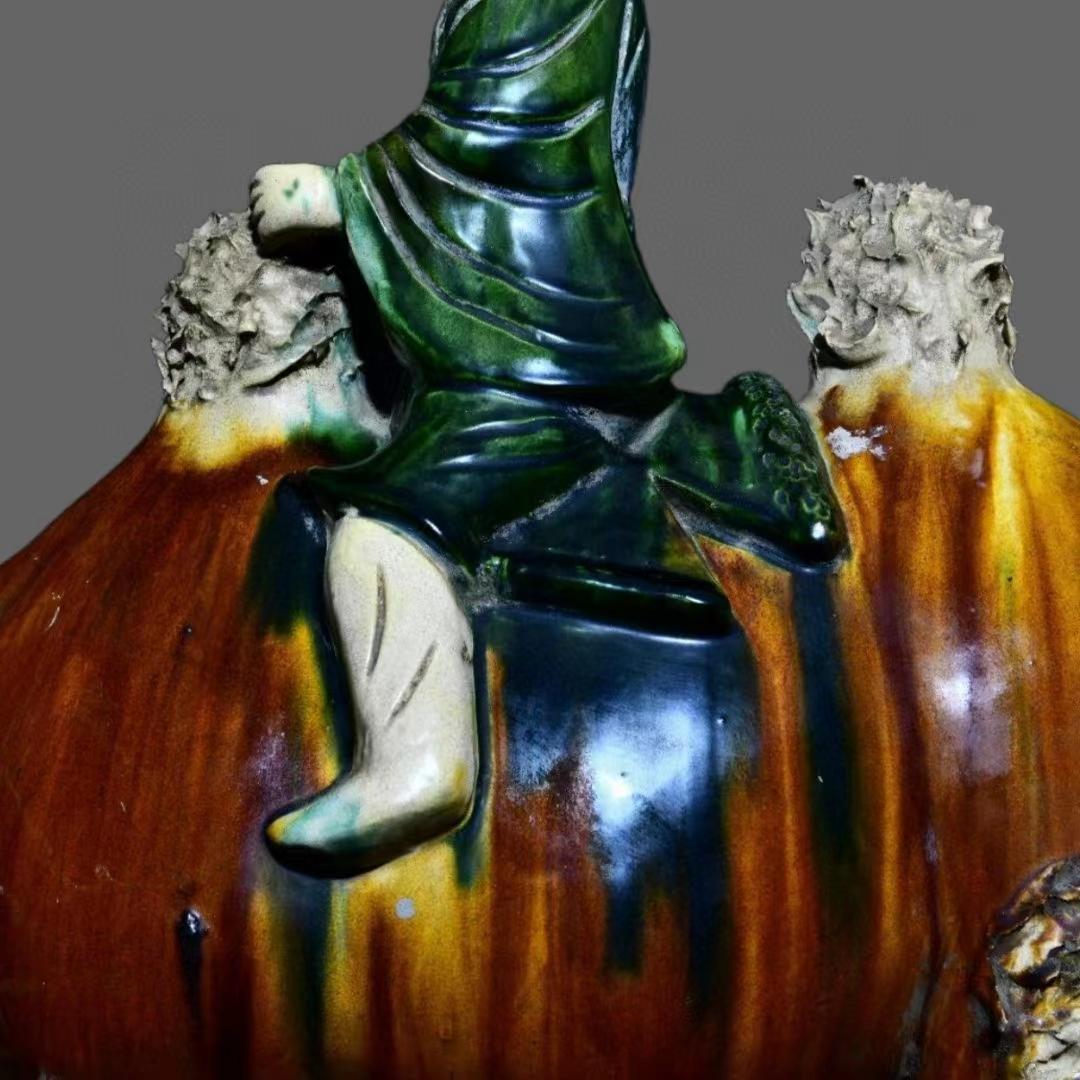 中国古美術・旧蔵の三彩陶器、静かに立つ嘶く駱駝の上の仕女俑・55x65cm・賞物