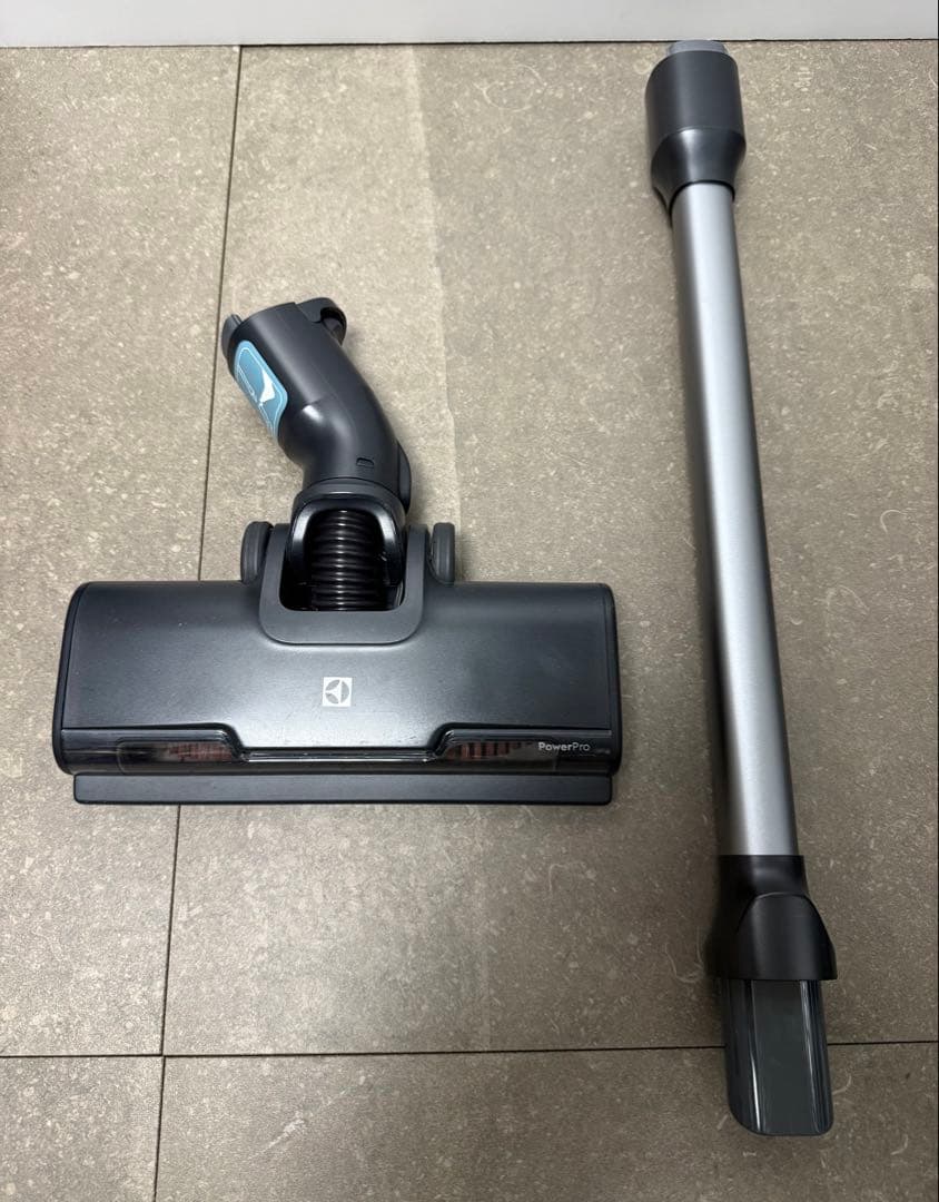 エレクトロラックス◇掃除機 Ultimate 700 シェルホワイト