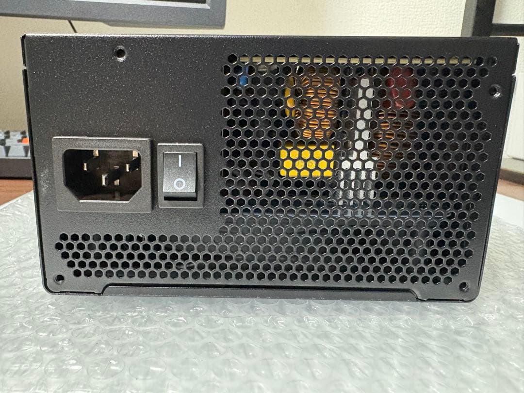 玄人志向　KRPW-GA850W/90+ 850W 電源ユニット