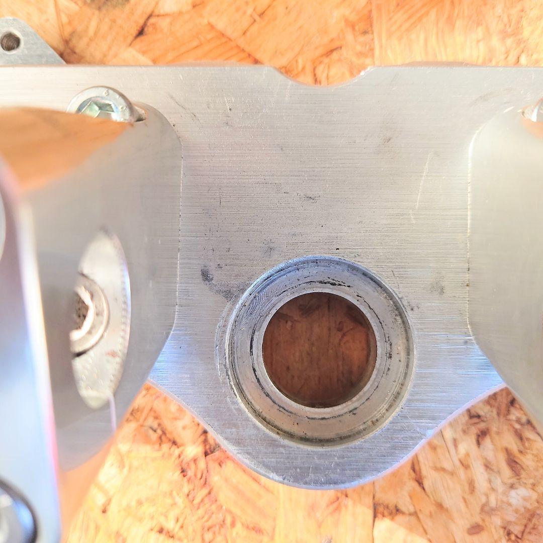 CB400SF NC31用 ハリケーン ジュラルミン トップブリッジ