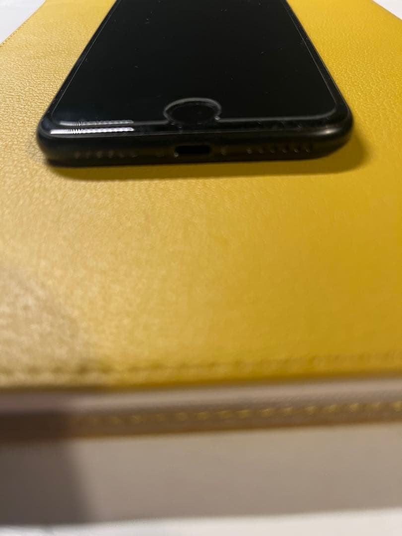 iPhone SE2 第2世代 128Gb ブラック