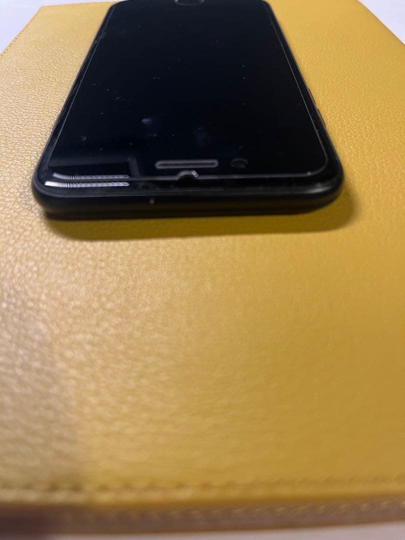 iPhone SE2 第2世代 128Gb ブラック