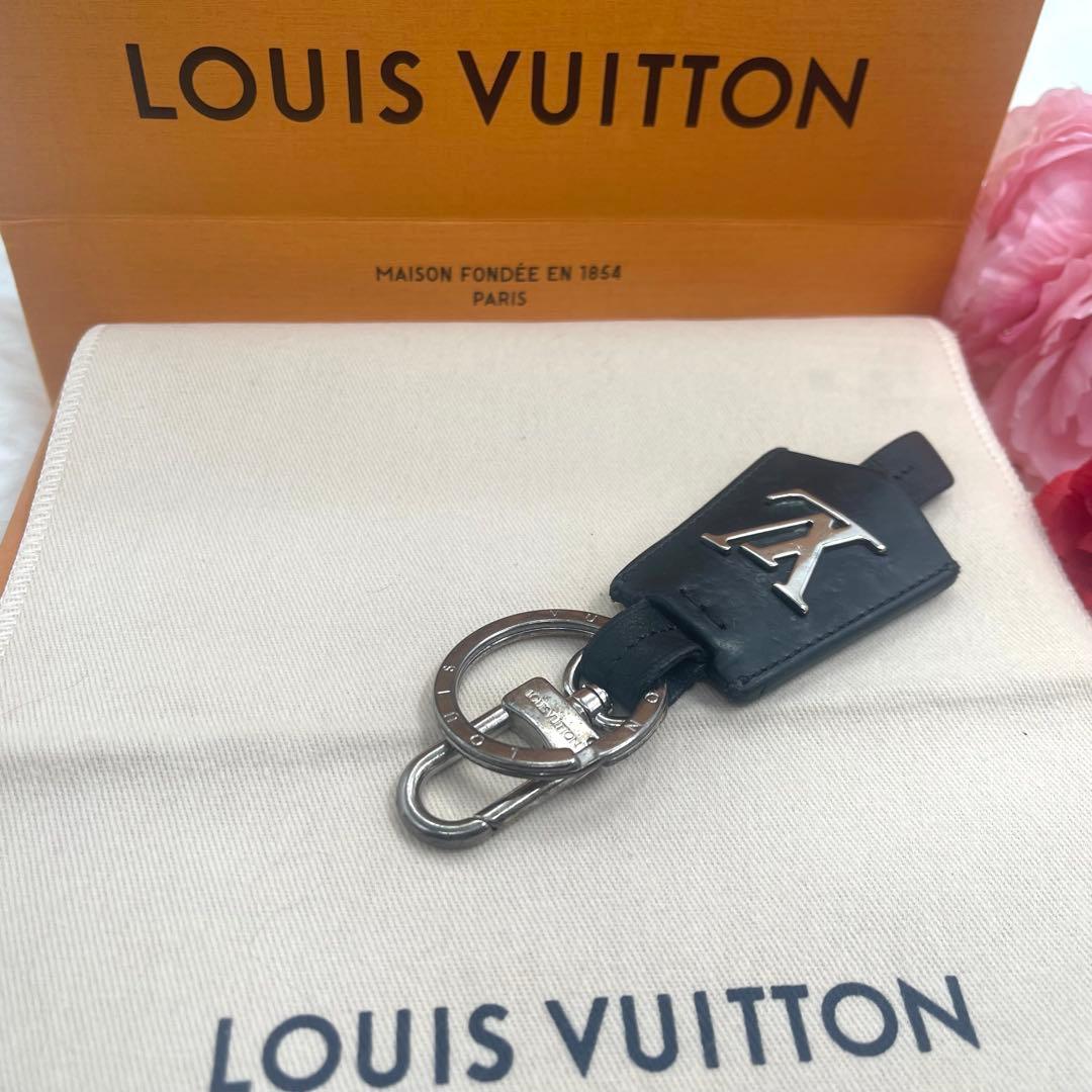 ルイヴィトン キーホルダー キーリング クロッシュ クレ チャーム　866