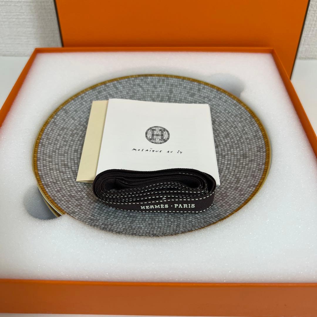 新品未使用　エルメス　パンプレート　モザイク　ゴールド　16㎝　2枚組