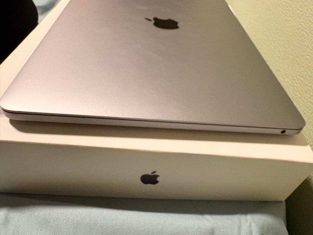 MacBook pro 13インチ M1 2020