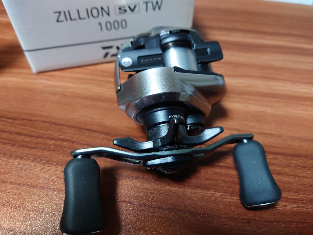 DAIWA　ZILLION SV TW 1000 右ハンドル