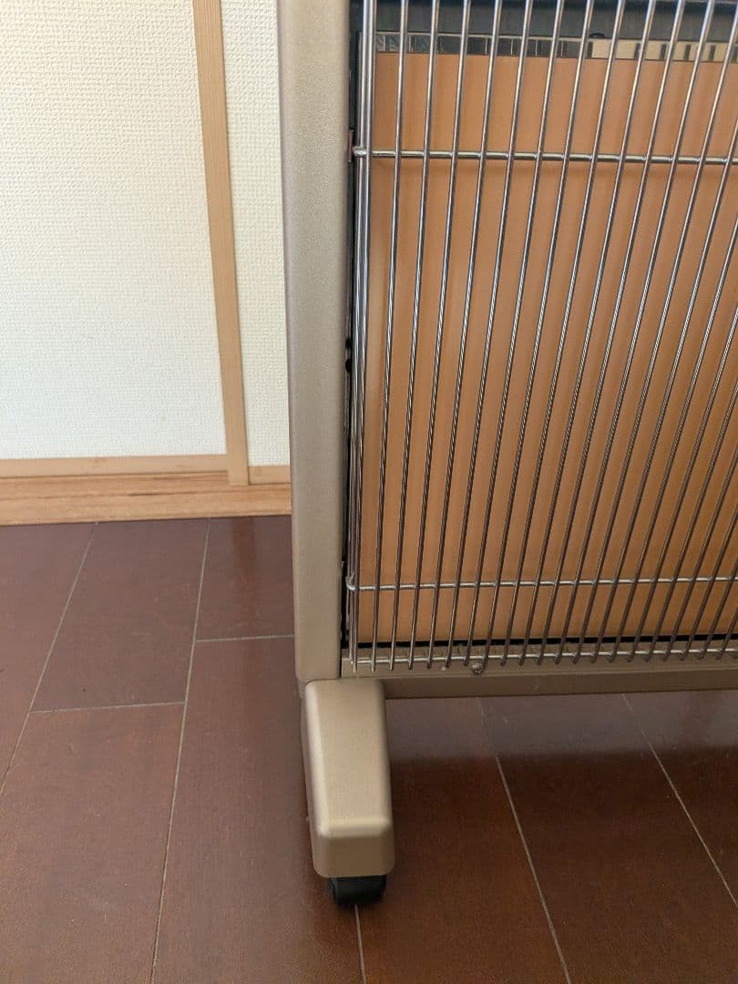 サンルミエ キュート E800LS 遠赤外線暖房器