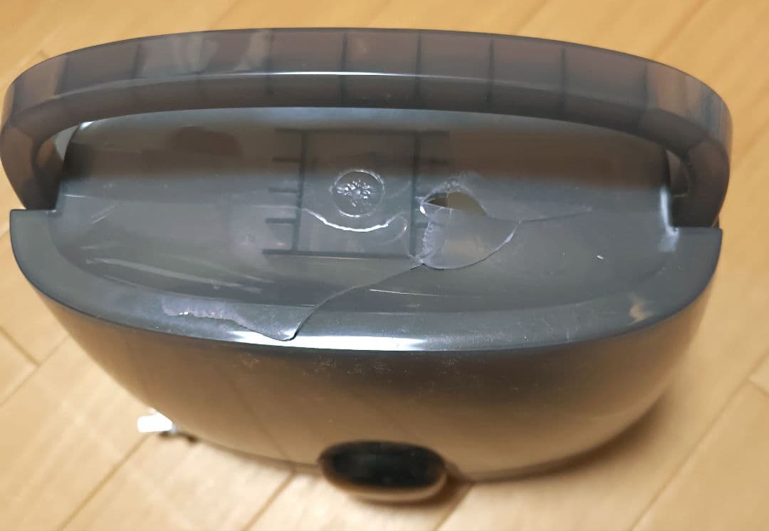 【高級モデル未使用】TOSHIBAコードレススチームアイロンTA-FVX102N