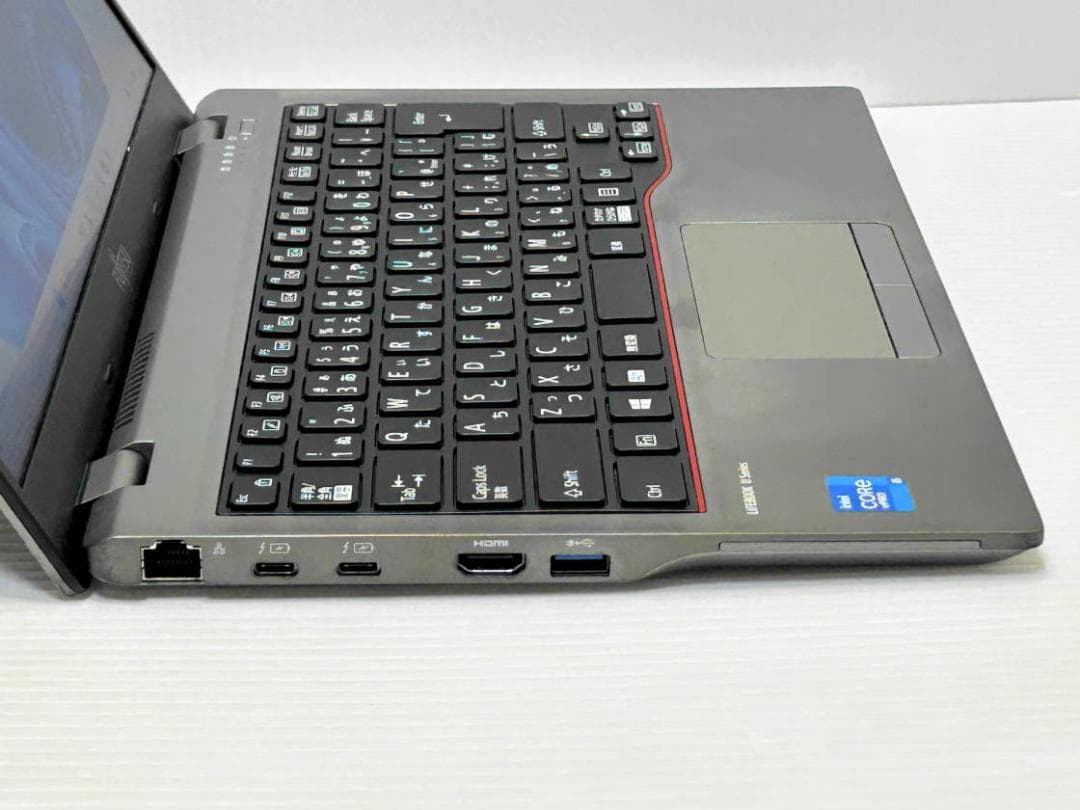第11世代Core i5 LIFEBOOK U7411/F NVMe256G①