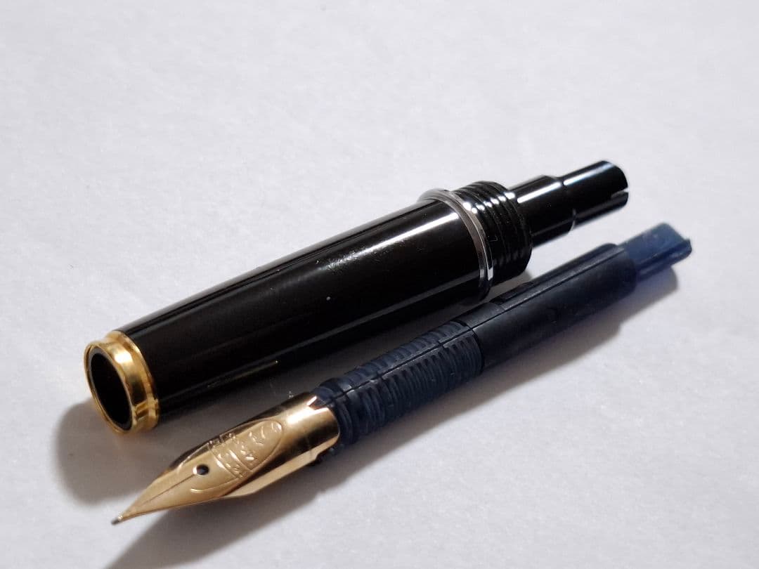 未使用　renoma PARIS レノマ　万年筆　ロジウム仕上げ　14K　細字