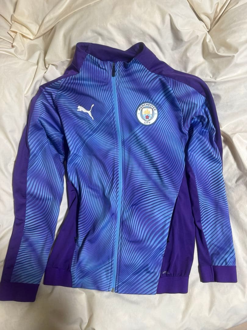 jumadiba着用 マンチェスターシティ トラックジャケット