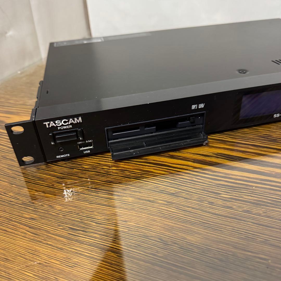 TASCAM ステレオオーディオレコーダー SS-R200 ②