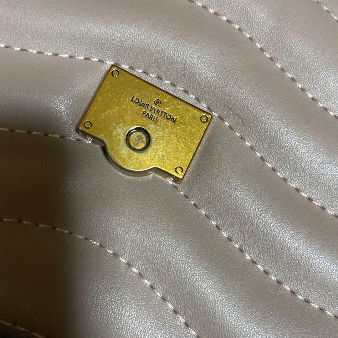 Louis Vuitton キルティングショルダーバッグ