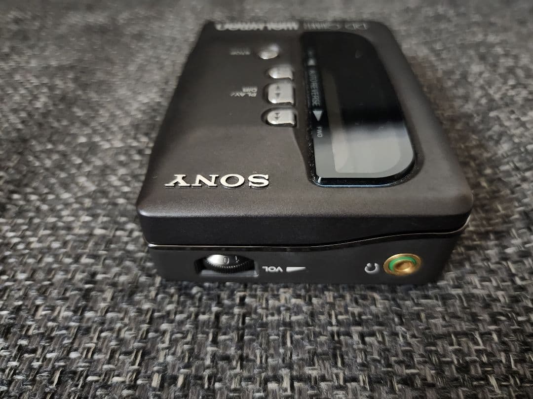 SONY カセットプレーヤー 　WALKMAN WM-DD9 ジャンク品