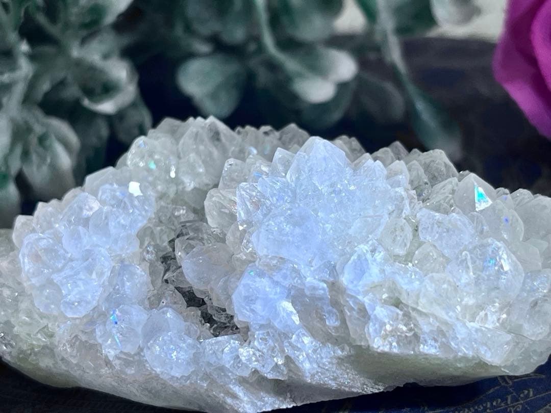 インド産　アナンダライト　水晶　クリスタル　レインボークォーツ　原石　クラスター