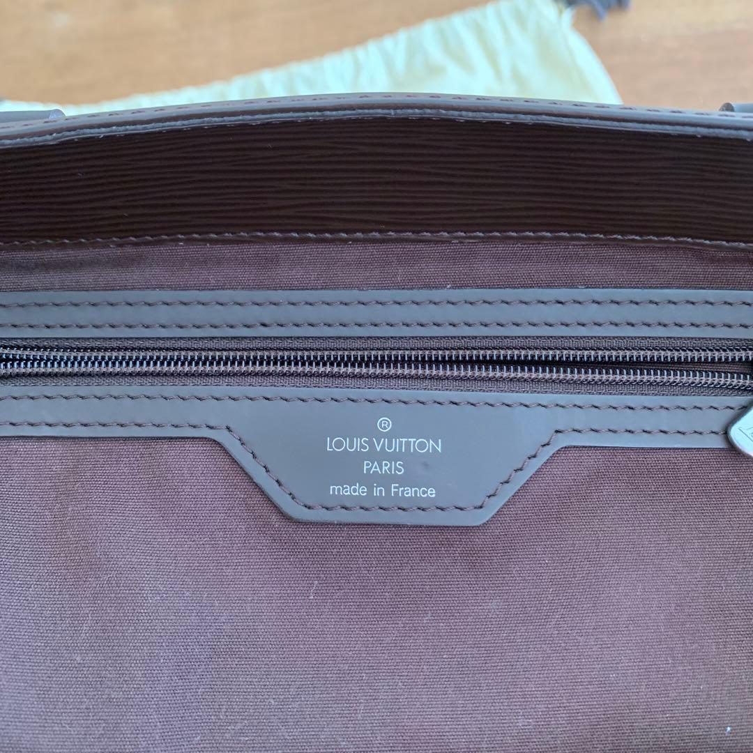 LOUIS VUITTON エピレザー トートバッグ