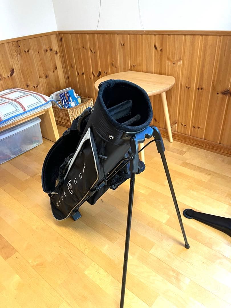 NIKE GOLF スタンド付きキャディバッグ ブラック