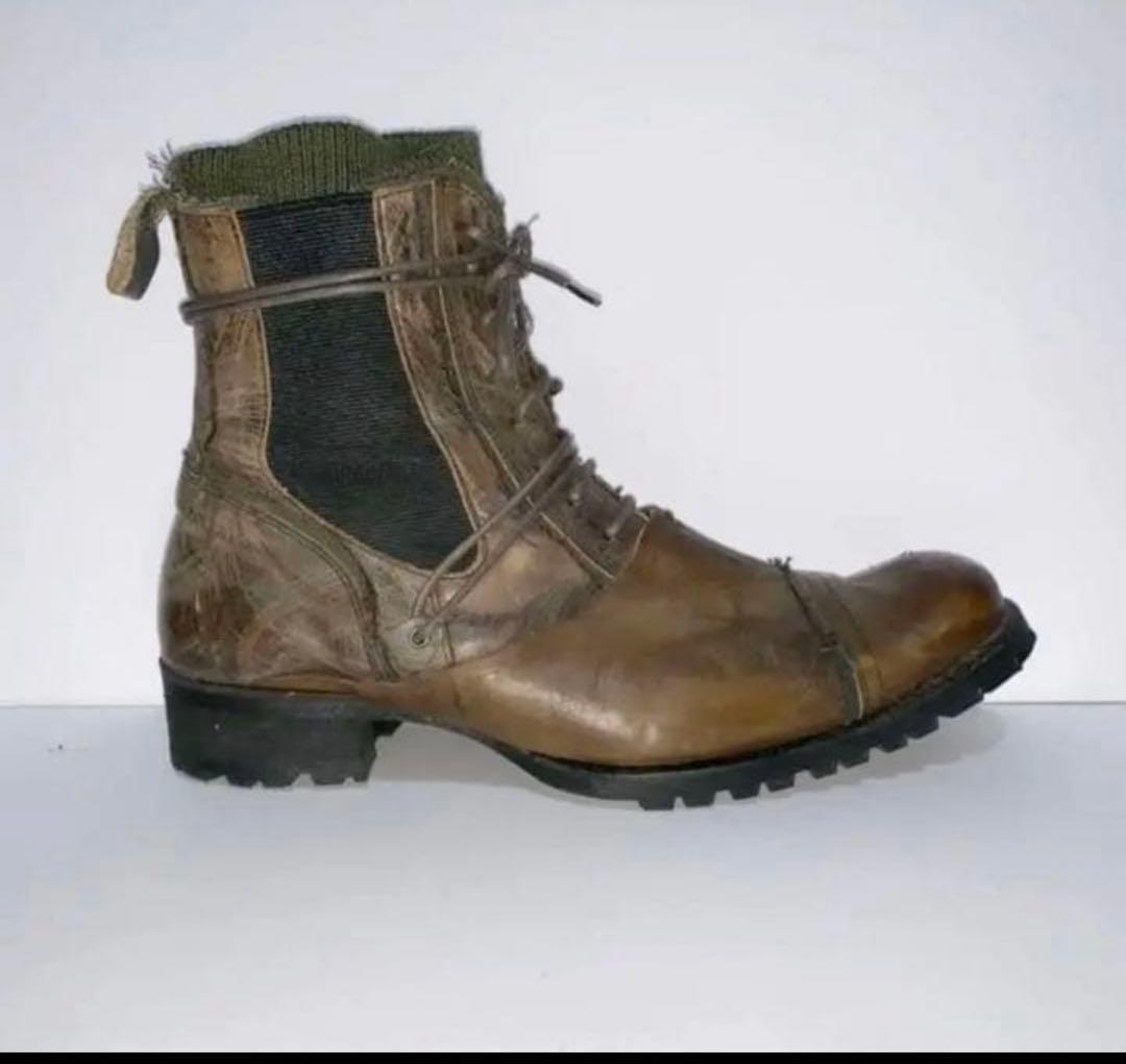 アンダーカバー　リメイクニット　ワークブーツ