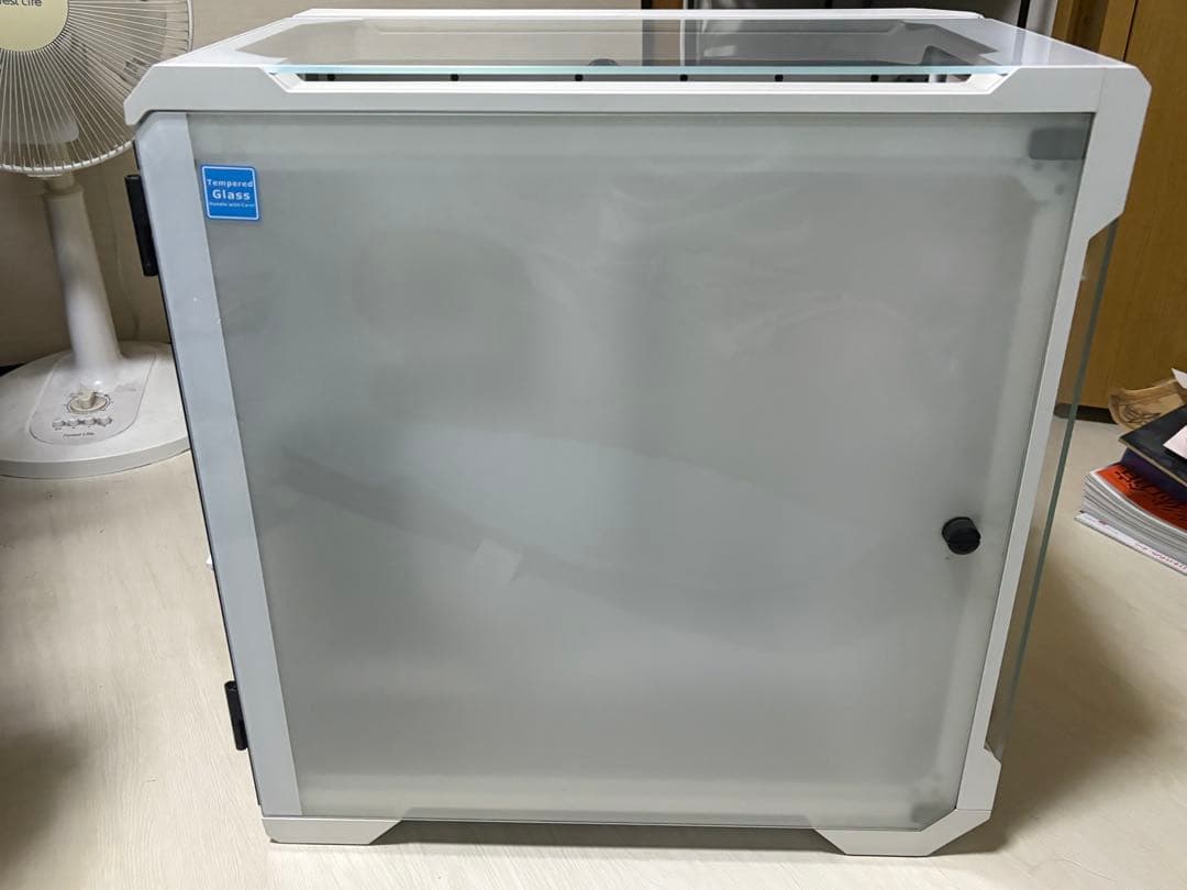 めぐ　Thermaltake VIEW 51 TG