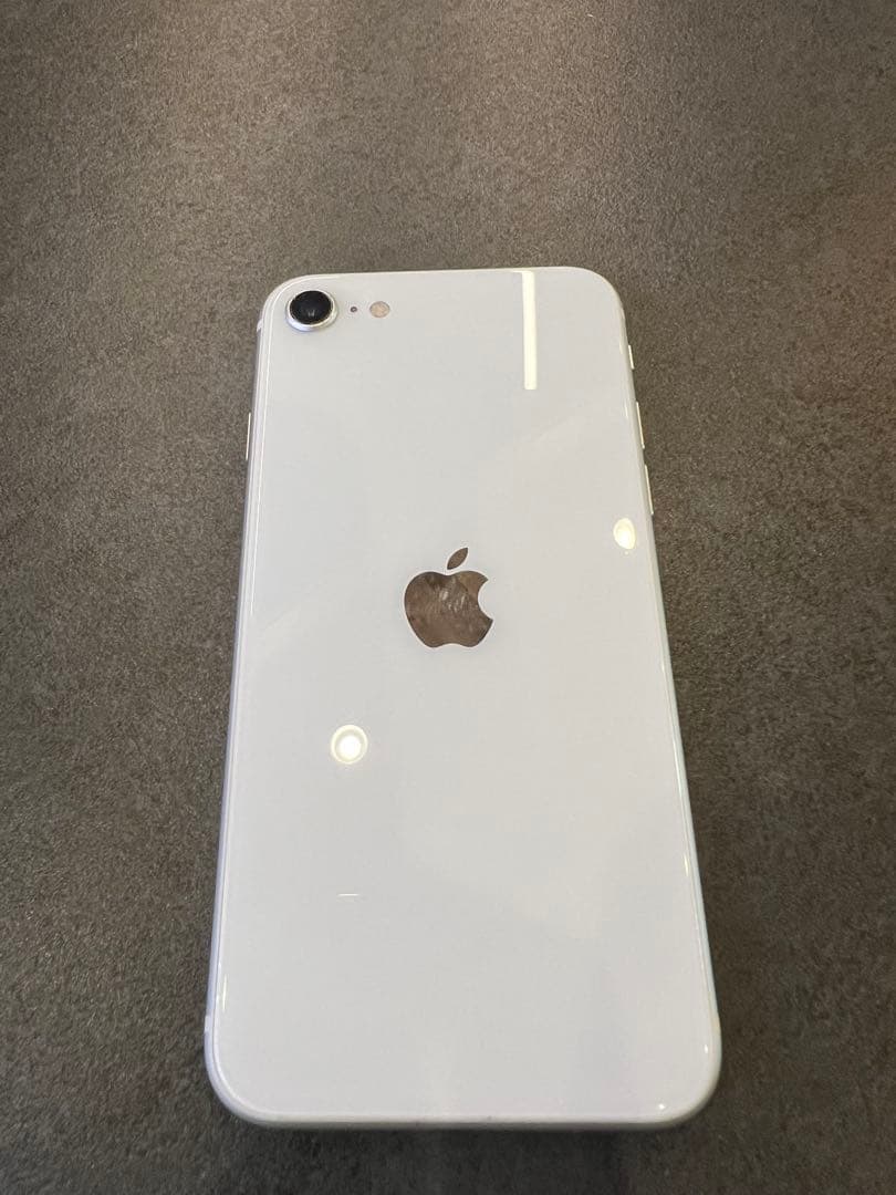 Apple iPhone SE (第2世代) ホワイト 128GB 本体