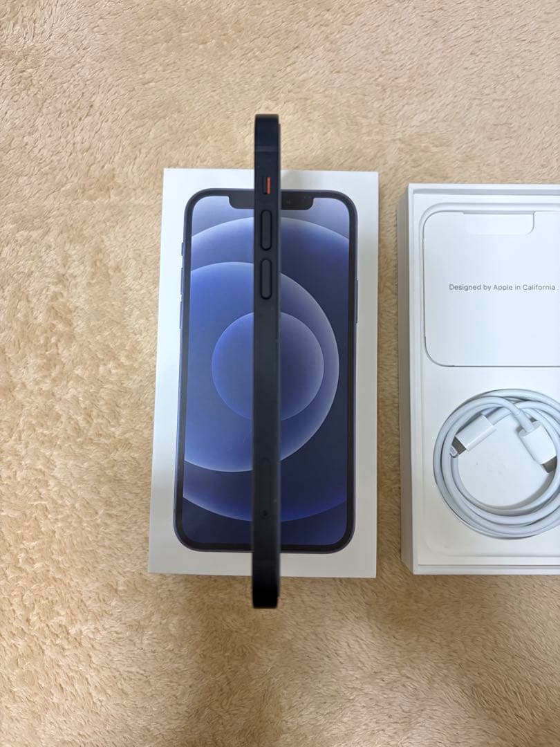 iPhone 12（128GB）ブラック　SIMフリー 使用感あり