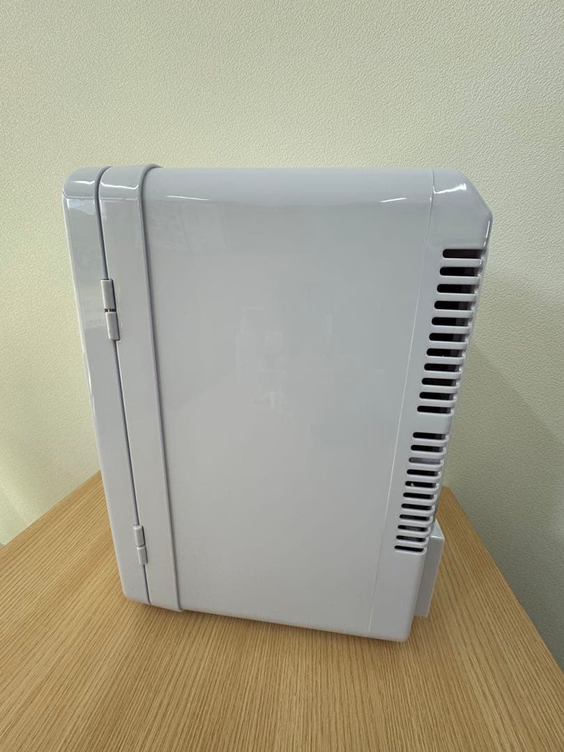 小型冷蔵庫 デジタル温度表示/冷温庫