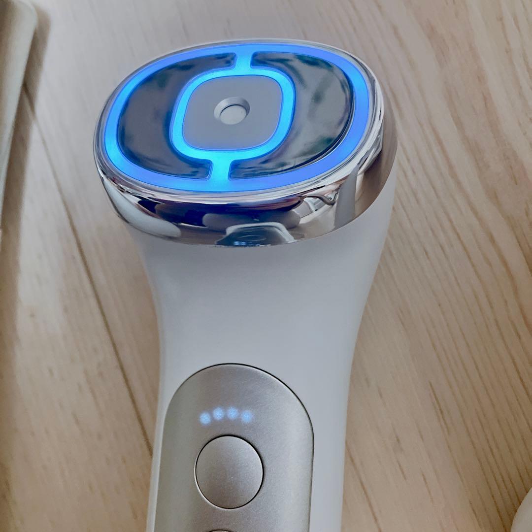 メディキューブ 美顔器 EMS＆ユーセラ＆ダーマエア（バラも相談可）