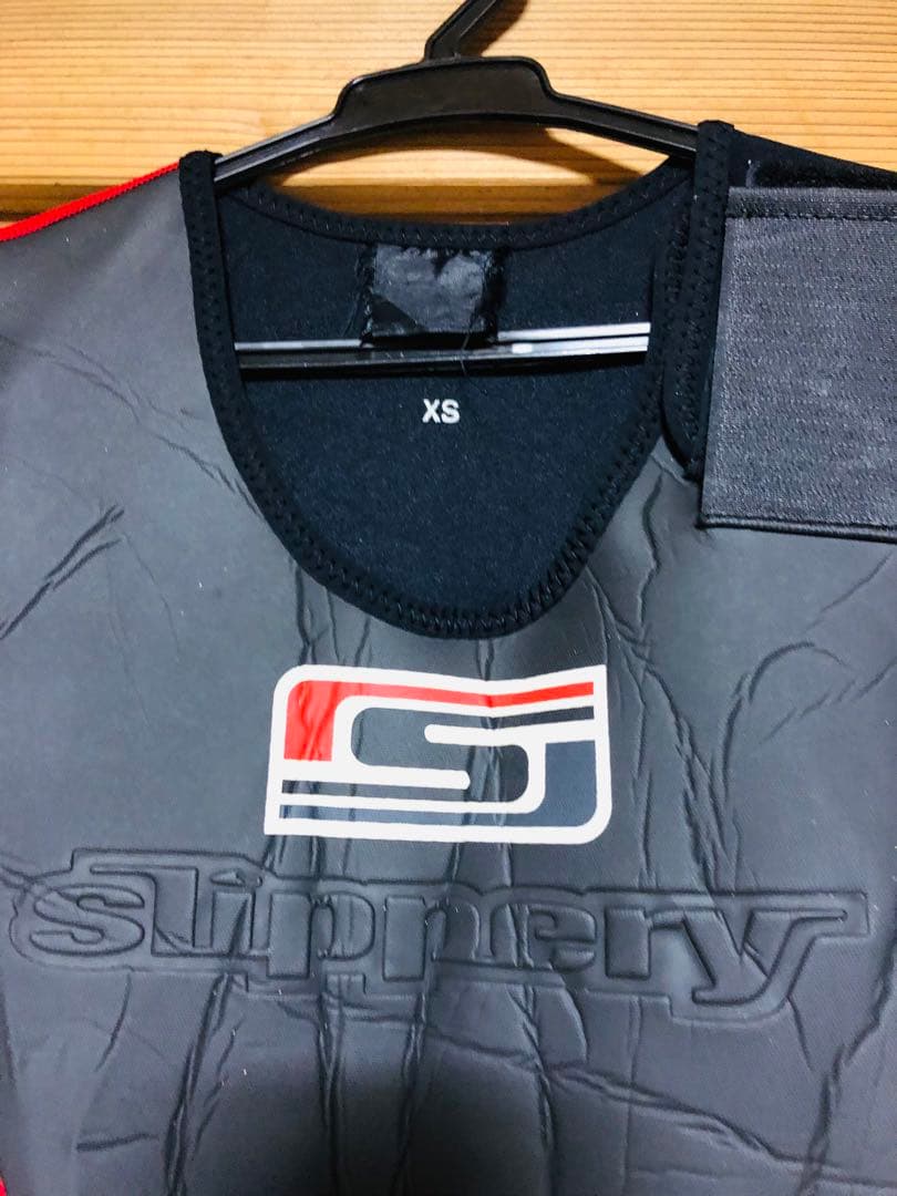 slippery ウェットスーツ　セミドライ　XS