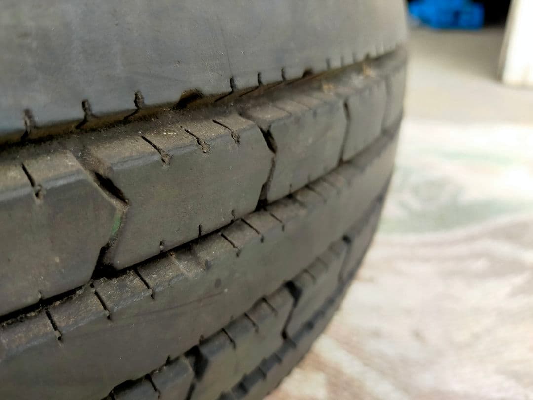 キャンター スペアタイヤ 195/75R15 15インチ FBA00 トラック用