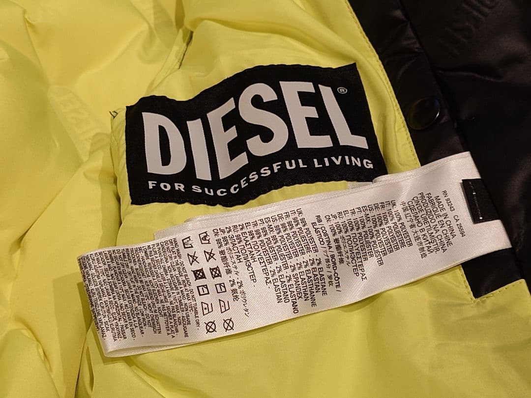 DIESEL ブラック ダウンジャケット