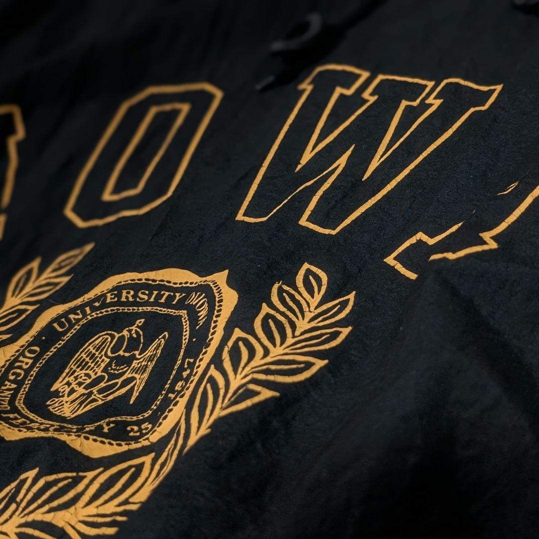 90s　モックネック　ナイロンプルオーバー　アイオワ州　カレッジプリント　裾絞り