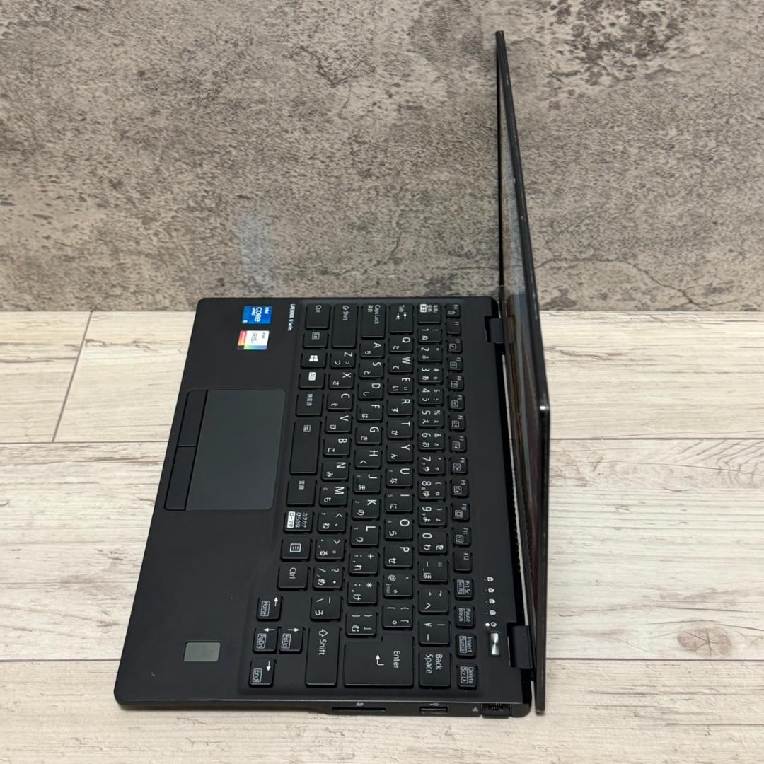 準美品☆SSD/軽量/オフィス/Windows11/黒/ノートパソコン