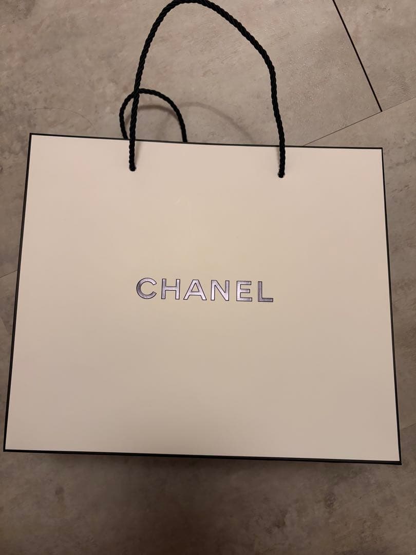 CHANEL 袋付き！！ルージュ ヌワール コンフィダンス アイシャドウパレット