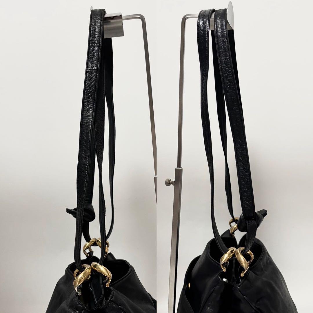 ロエベ ショルダーバッグ ナッパレザー アナグラム 黒　ゴールド金具