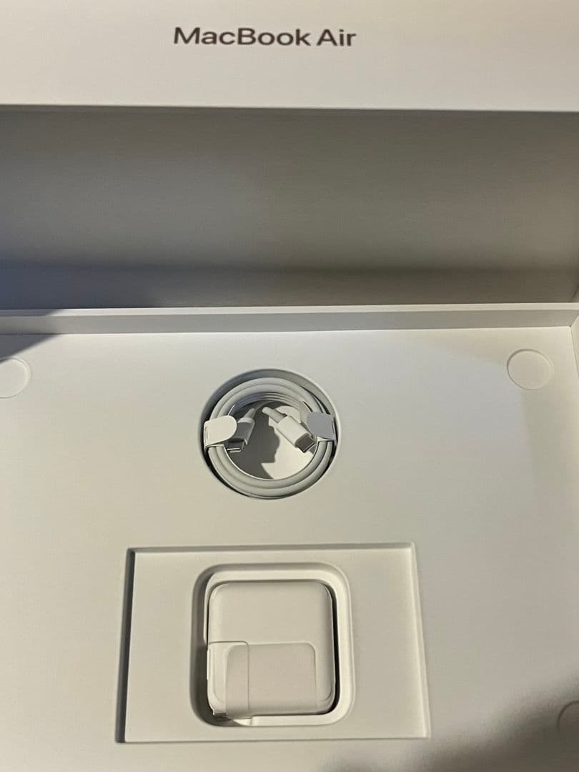 【☆超美品☆】Apple M1チップ 13インチ MacBook Air