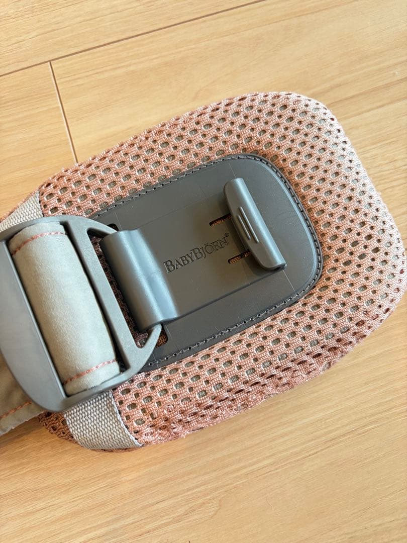 【ベビービョルン】ベビーキャリアハーモニー★ダスティピンク★専用バッグ付き★美品