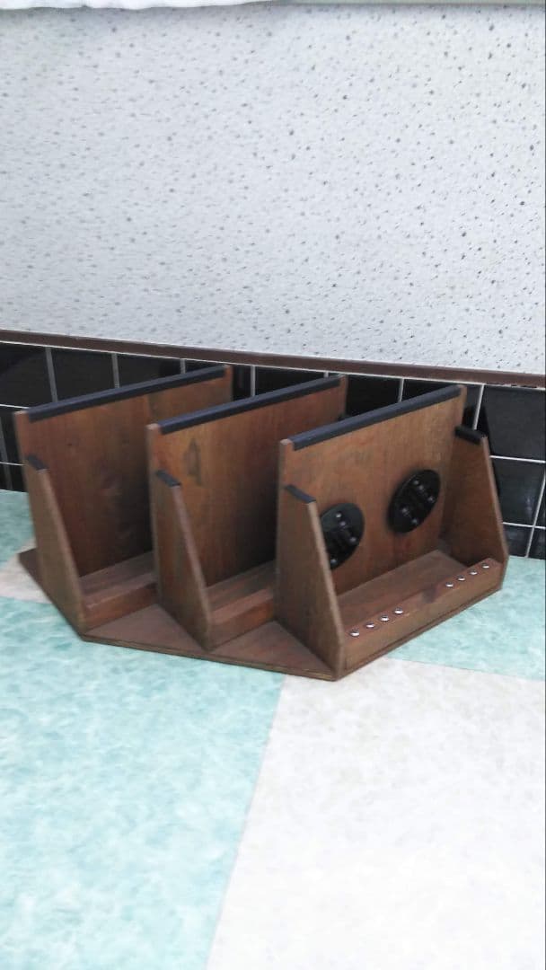 スノーボードディスプレイスタンドラック　３本用　右側用　カラーウォルナット