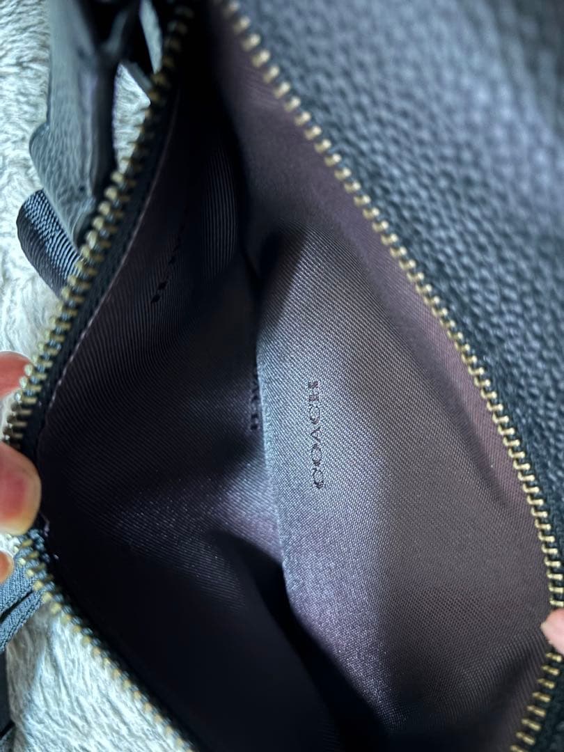 コーチ　レキシー　ボディバッグ