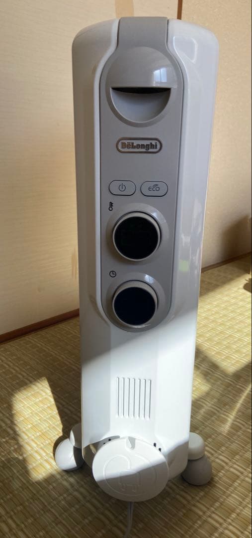 【美品】デロンギ オイルヒーター 赤ちゃん・乾燥対策に RHJ35M1015